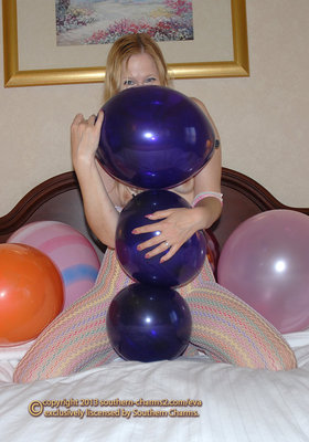 balloonBodysuit005.jpg (167.29 KiB) Viewed 553 times balloonBodysuit005.jpg