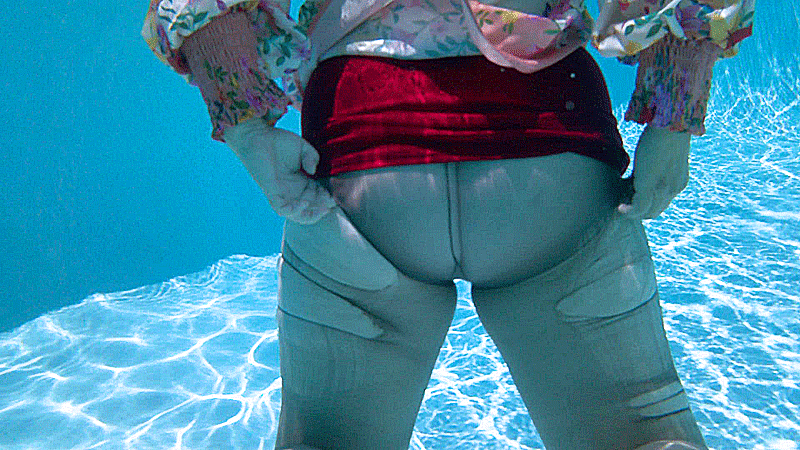 pantyhoserippingwet.gif