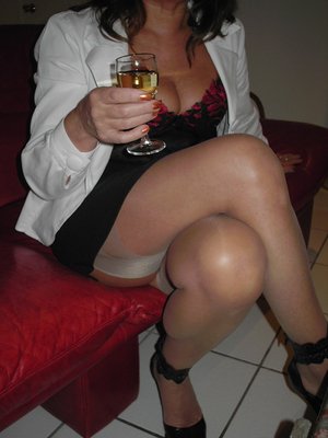 Claire 02.jpg