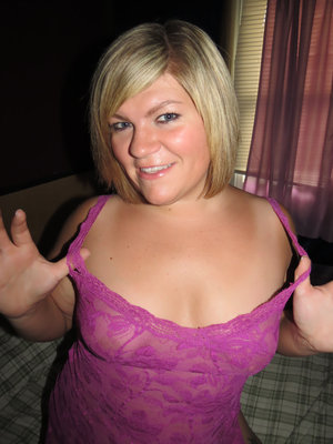 01purpleroom01.JPG